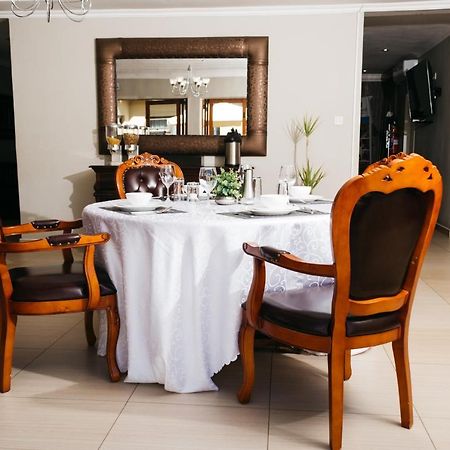 Peaconwood Boutique Villa Palapye エクステリア 写真