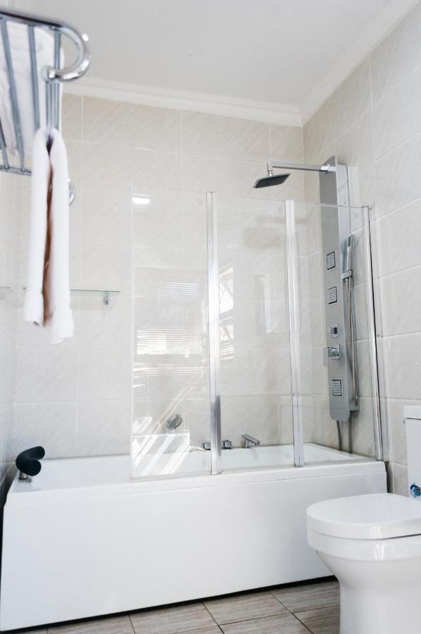 Peaconwood Boutique Villa Palapye エクステリア 写真