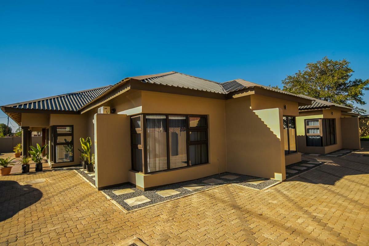 Peaconwood Boutique Villa Palapye エクステリア 写真