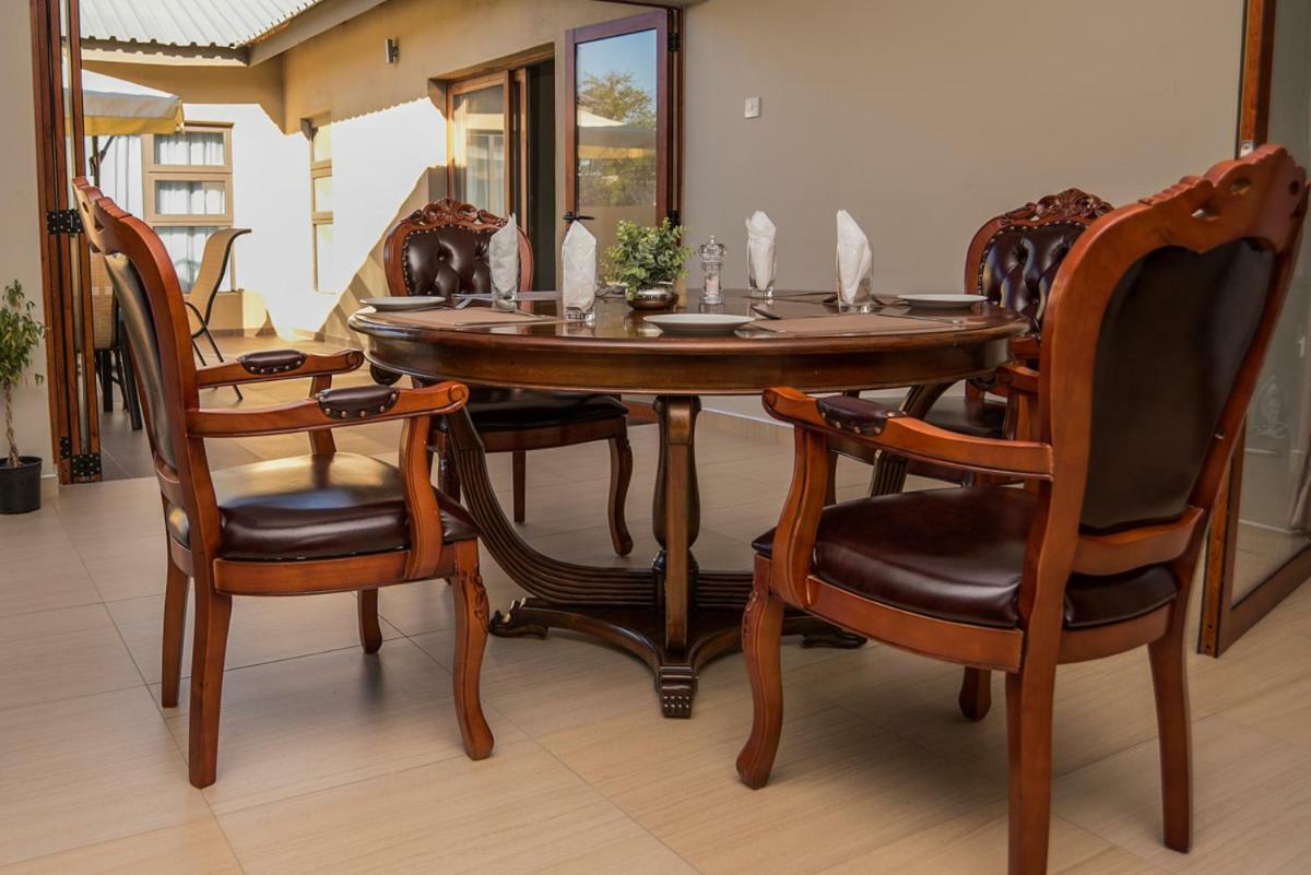 Peaconwood Boutique Villa Palapye エクステリア 写真