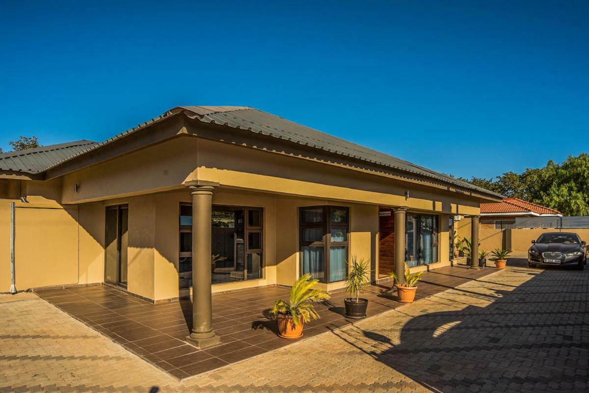 Peaconwood Boutique Villa Palapye エクステリア 写真