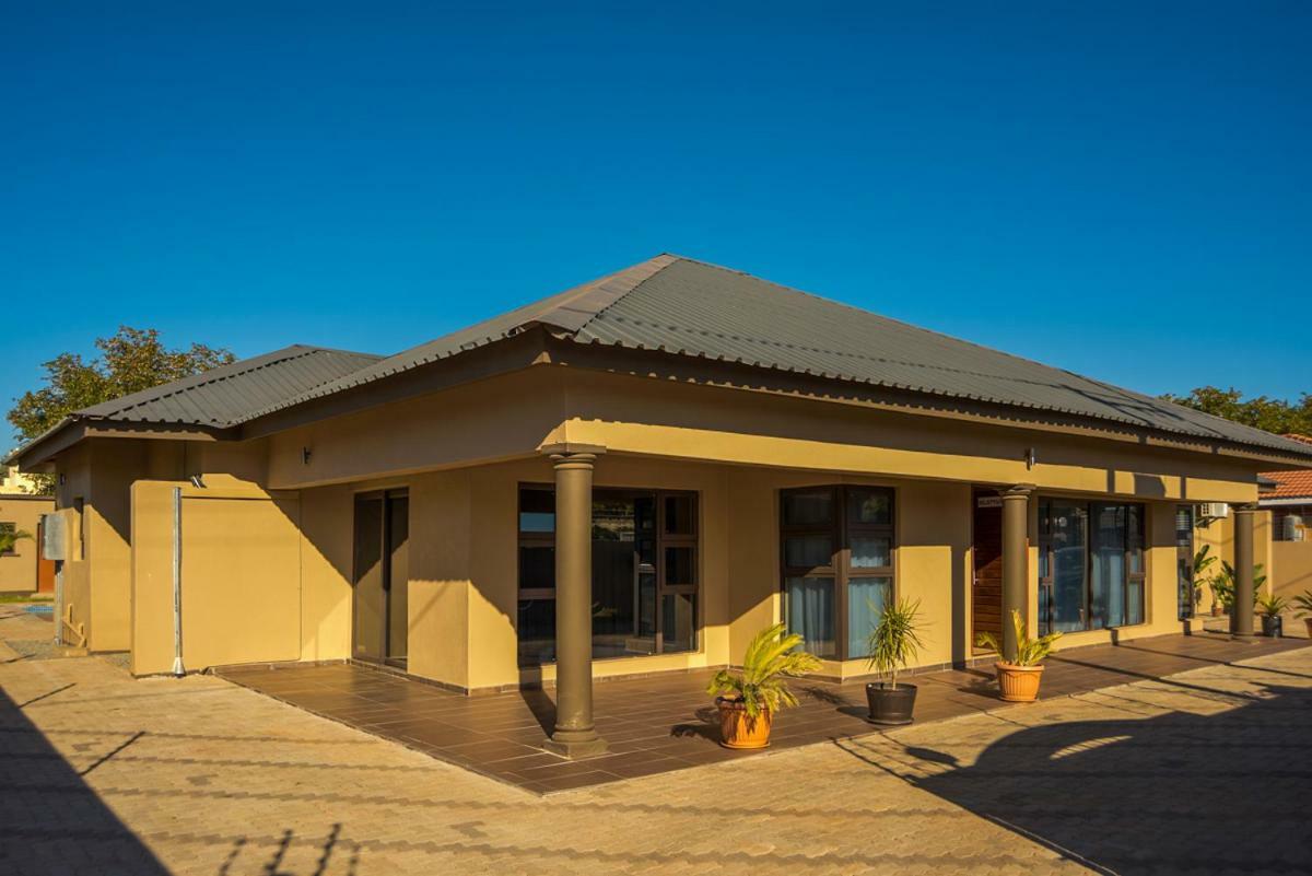 Peaconwood Boutique Villa Palapye エクステリア 写真